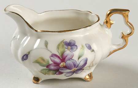 Violet Mini Creamer