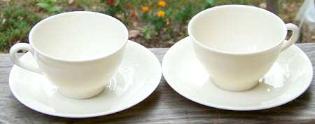 L399 Flat Cup & Saucer Set