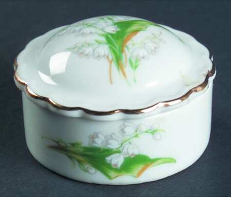 LEF67 (Gold Trim) Trinket Box & Lid