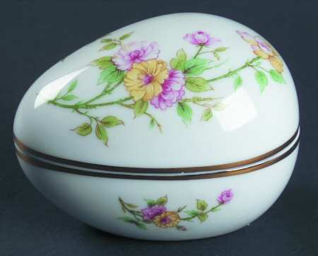 Narcissus Large Egg Box & Lid