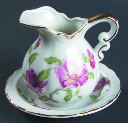 LEF71 Miniature Pitcher and Bowl Set