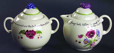 A Proper Tea Creamer & Sugar with Lids Set