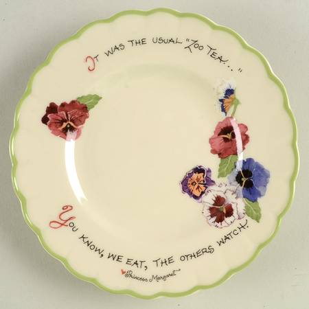 A Proper Tea Tidbit Dish