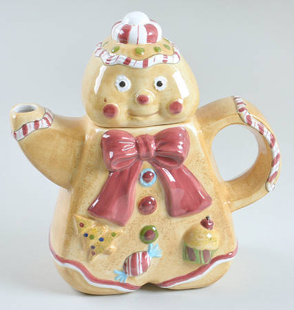 Christmas Treat Figural Teapot & Lid