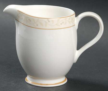 Veranda Creamer