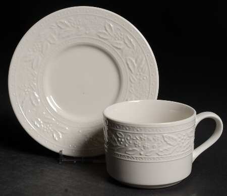 LIE19 (No Trim) Flat Cup & Saucer Set