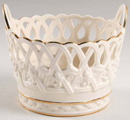 Great Giftables 4" Handled Basket