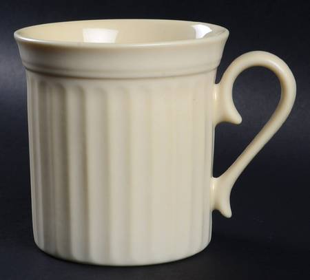 L137 Mug