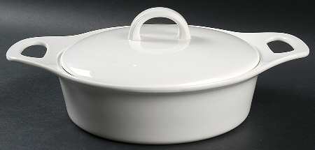 Aspen Ridge Round Covered Baker