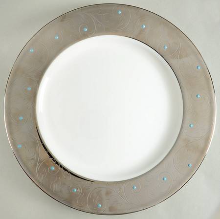 Romance Accent Luncheon Plate