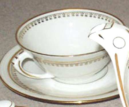 H9V2 Flat Cup & Saucer Set