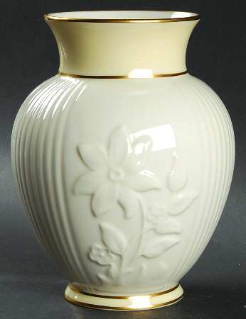 Giftware 7" Vase