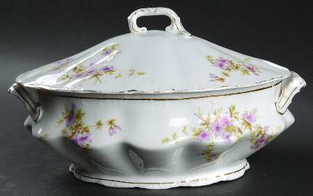 303 Oval Tureen & Lid