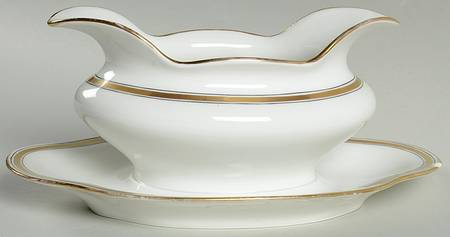 LNT296 Gravy Boat with Attached Underplate