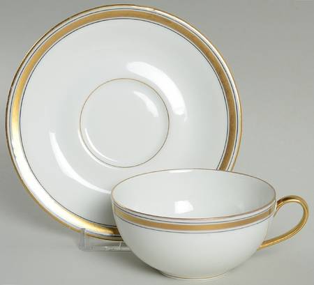 LNT296 Flat Cup & Saucer Set