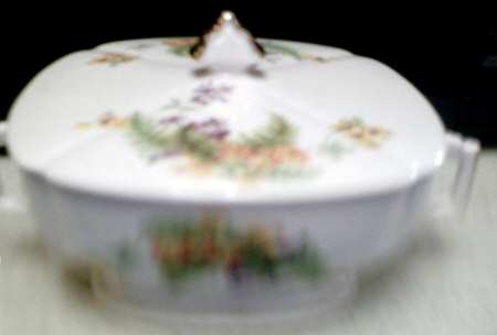Primrose Round Covered Vegetable