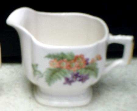 Primrose Creamer