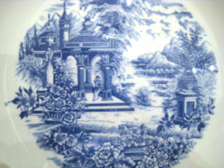 LVO9 Dinner Plate