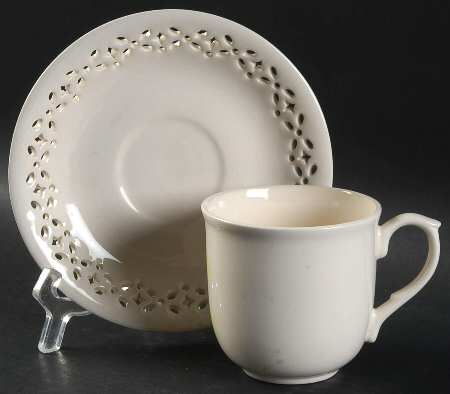 Dunham Flat Cup & Saucer Set