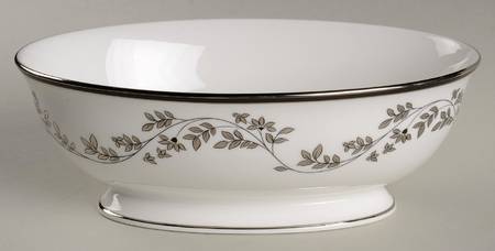 Jonquil 9" Oval Vegetable Bowl