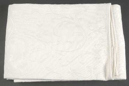 Opal Innocence Carved 60" X 84" Oblong Tablecloth