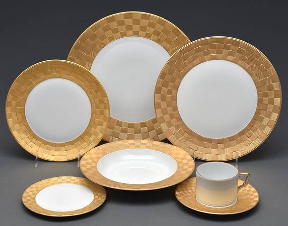 Byzanteum Gold 56 Piece Set