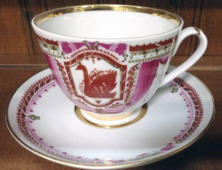 LOS18 Footed Cup & Saucer Set