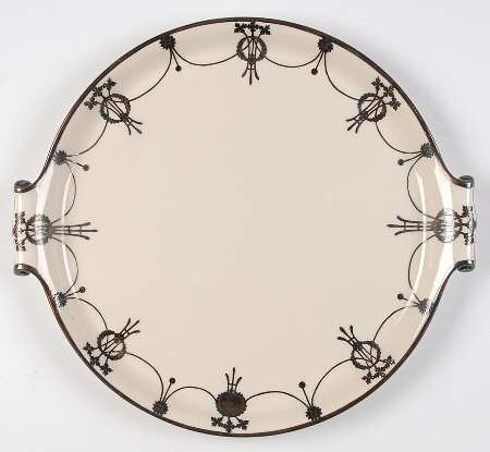 L152 13" Handled Round Tray