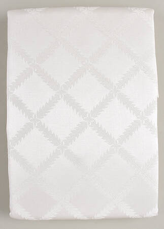 Laurel Leaf 70" x 104" Oblong Tablecloth