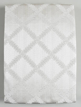 Laurel Leaf 70" X 104" Oval Tablecloth