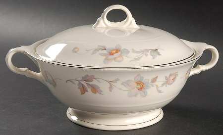 Silver Moon Round Covered Vegetable