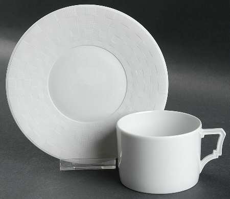 Byzanteum Blanc (All White) Flat Cup & Saucer Set