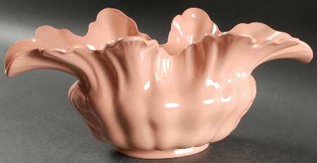 Giftware 6" Scalloped Vase