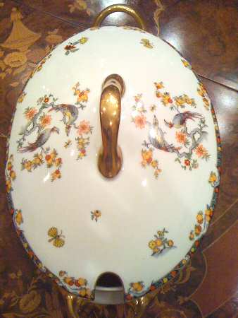 LIM495 Tureen &  Lid