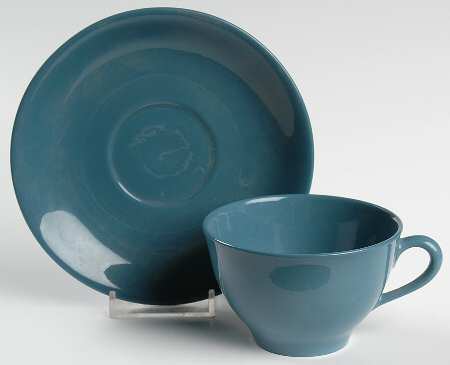 L160 Flat Cup & Saucer Set