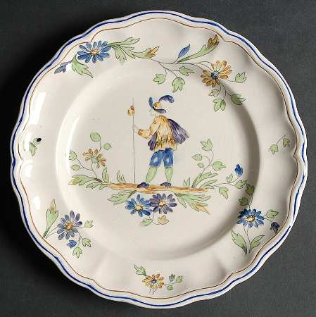Moustiers Luncheon Plate