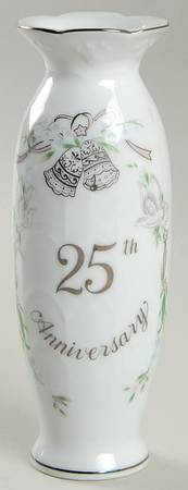 Anniversary 6" Bud Vase