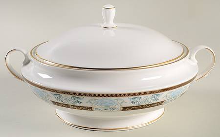 Palatial Garden Round Covered Vegetable