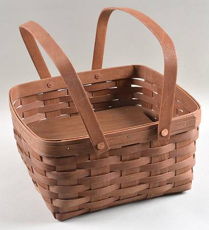 Baskets Cake Basket & Riser