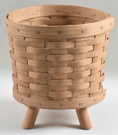 Baskets Small Footed Fern Basket