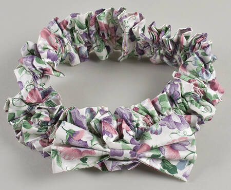 Baskets Medium Garter (With Bow) for Basket