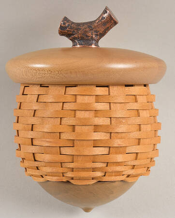 Baskets Acorn Basket & Lid