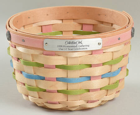 Baskets 2006 Gathering Cupcake Basket