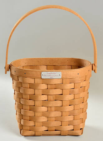 Baskets 2005 Woven Memories Basket