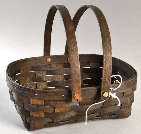 Baskets Oval Muffin Basket by Longaberger