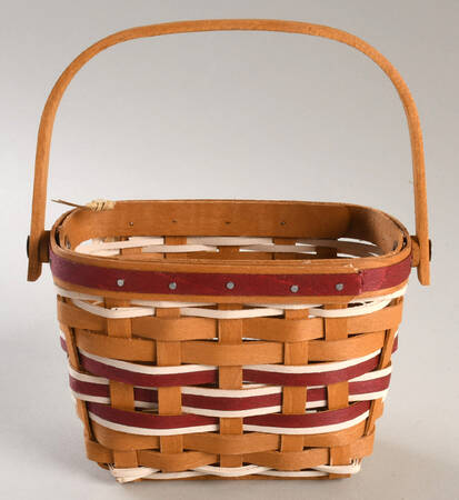 Baskets Warm Brown/Red Yuletide Gift Basket