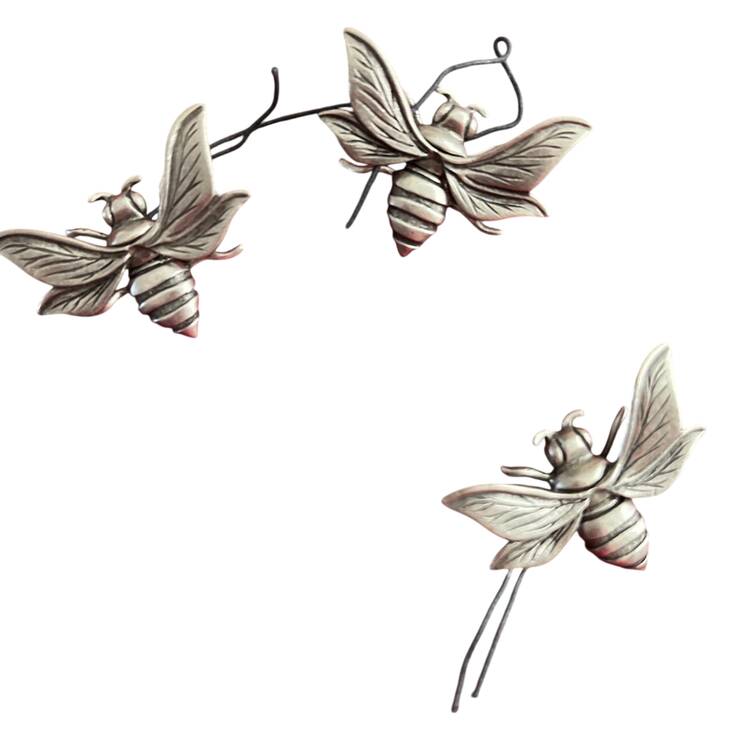 Baskets Set of 3 Pewter Bee Tie-On Charms for Basket