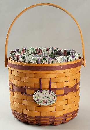 Baskets Sweet Pea Basket & Liner w/Protector & Charm