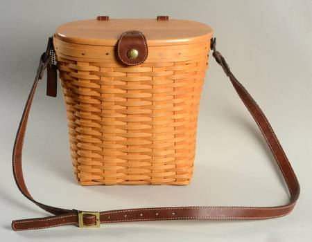 Baskets Large Saddlebrook Basket & Protector