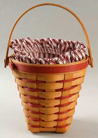 Baskets Sweetheart Bouquet Basket w/Liner & Protector